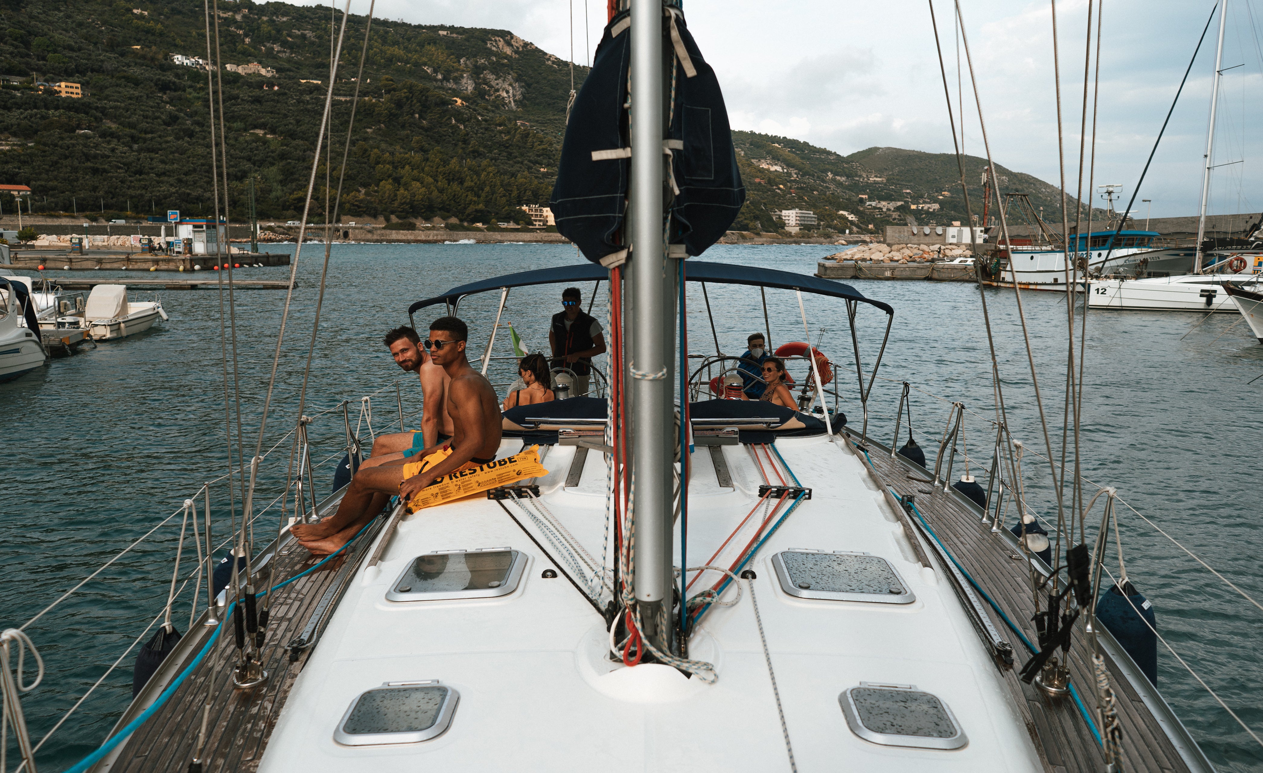The Crucial Role of a Flotation Device When Sailing on a Yacht