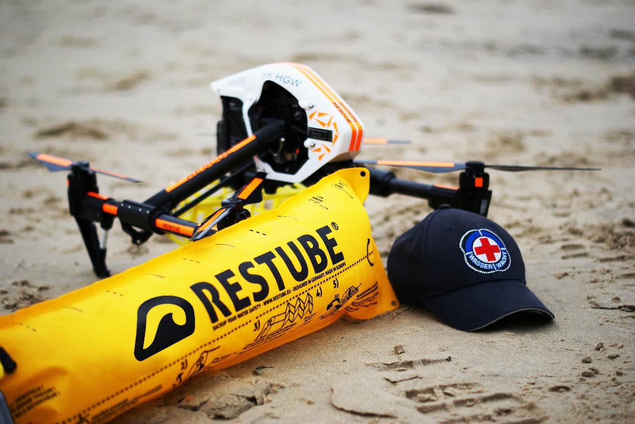 Drone_Rescue_Restube_automatic_(2).jpg__PID:4046c705-1c44-4927-a22a-802d427265d2
